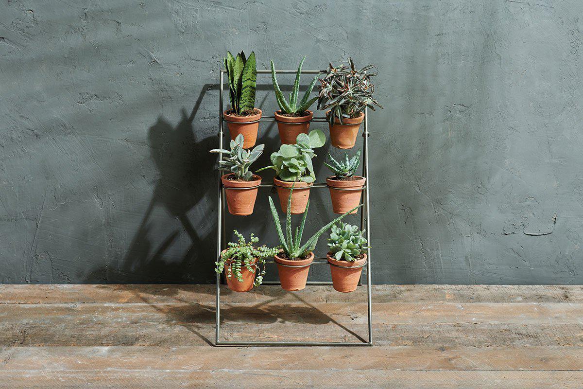 Jara Terracotta Planter Stand – Nkuku
