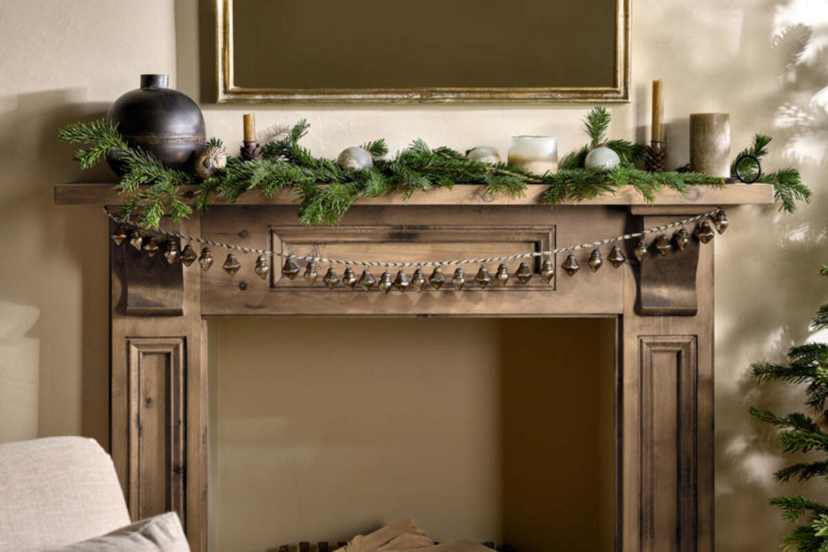 Ekiti Bauble Garland Antique