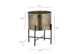 Juoni Iron Planter