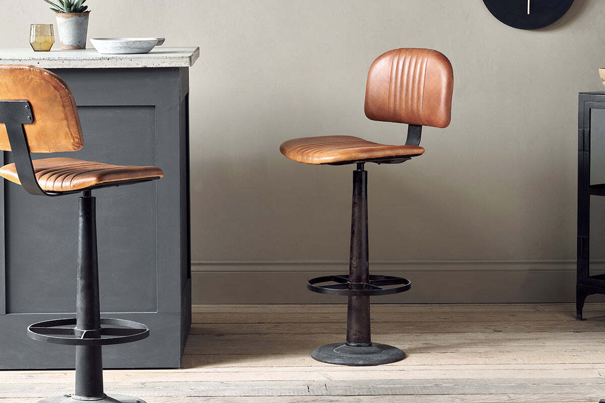 Narwana Bar Chair Aged