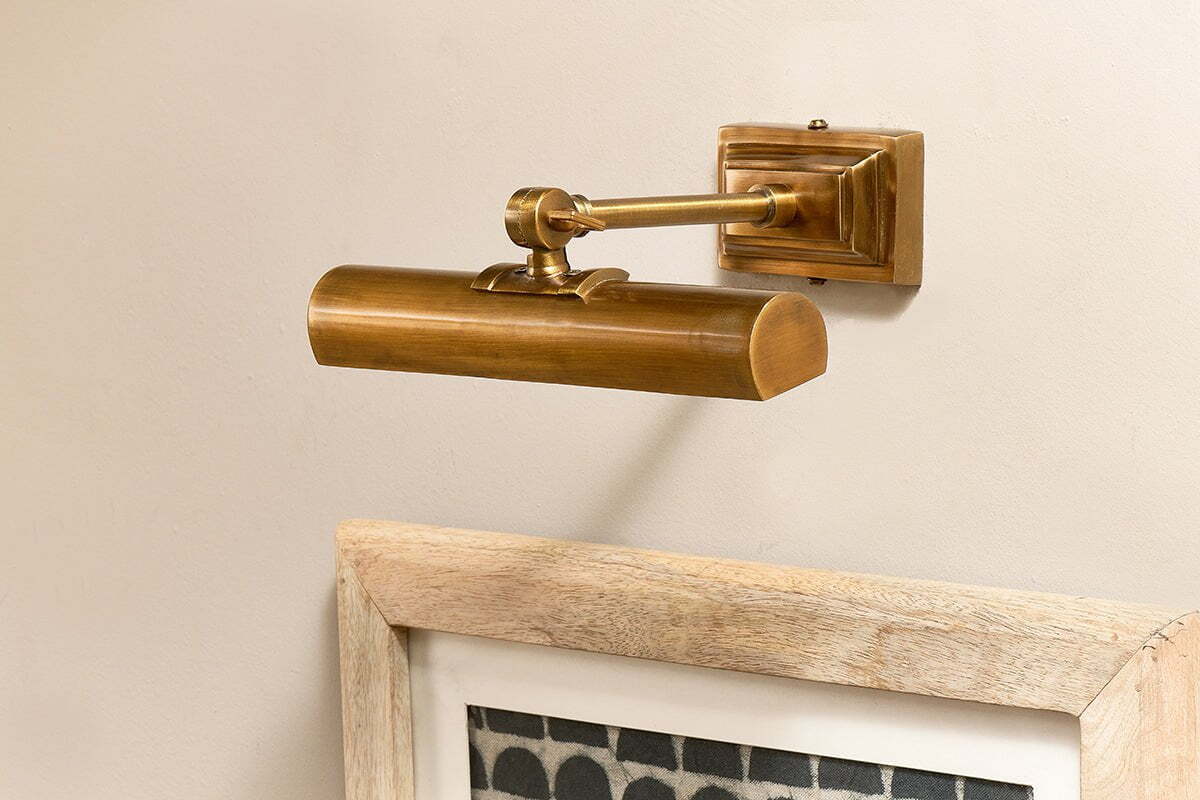 Pania Picture Wall Light