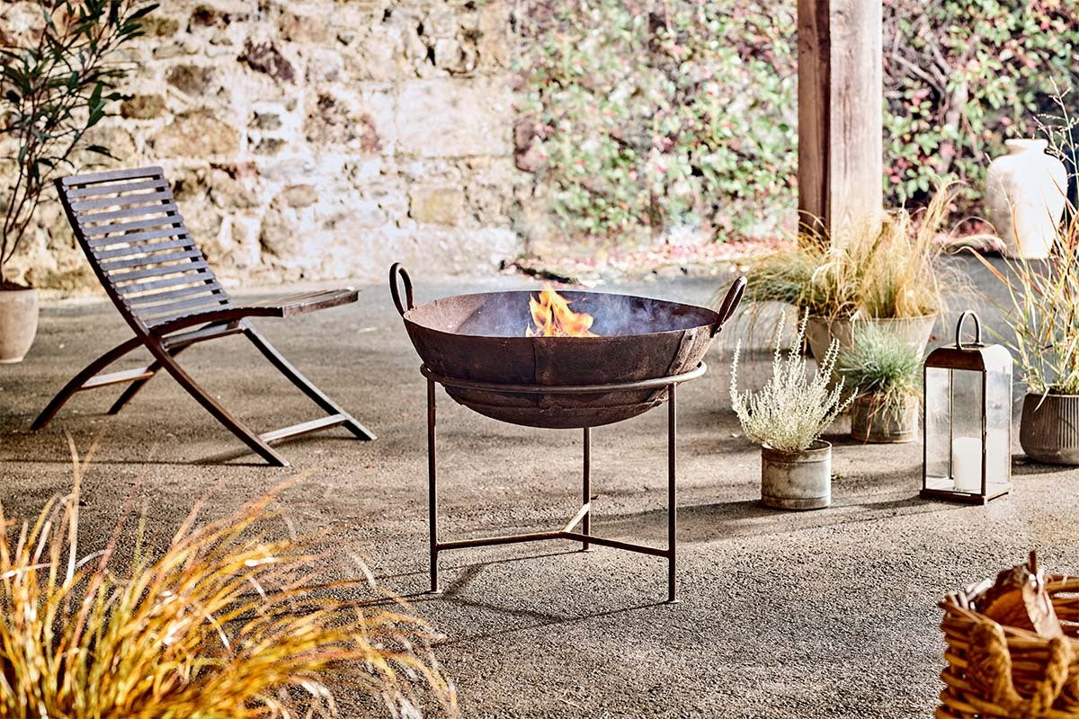 Reclaimed Iron Kadai Grill Medium