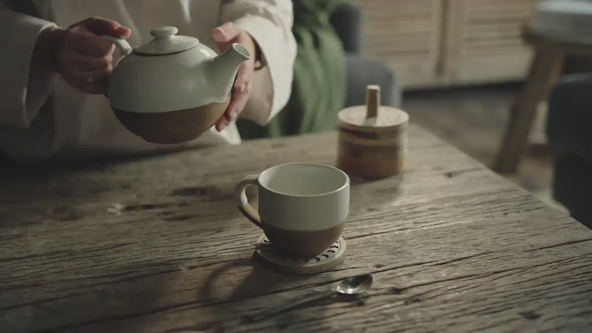 Mali Ribbed Teapot