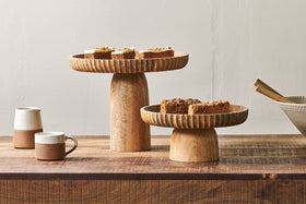Gavivi Mango Wood Stand-nkuku