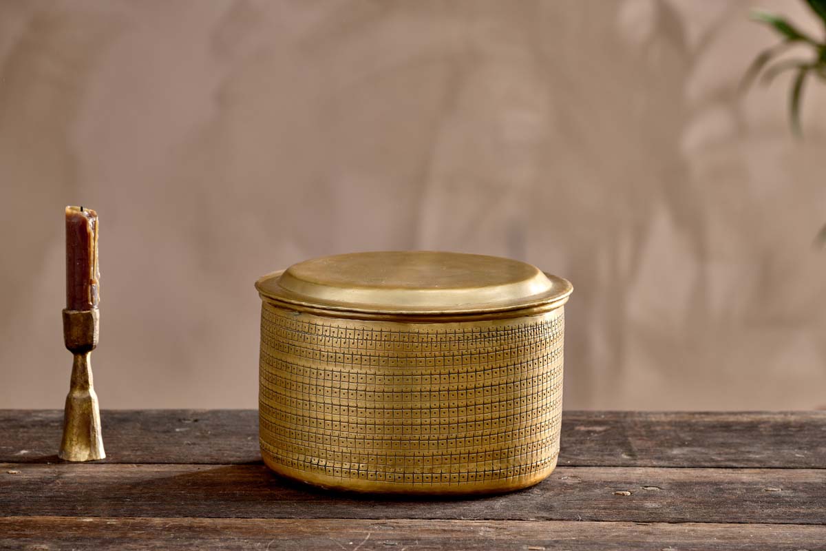 Tembesi Etched Pot - Wide-nkuku
